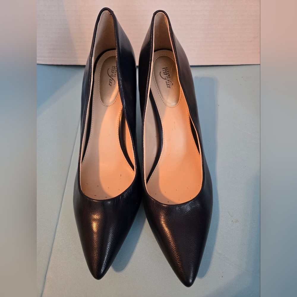 Alfani Jeules Blue Leather Flats Sleek Minimalist Design